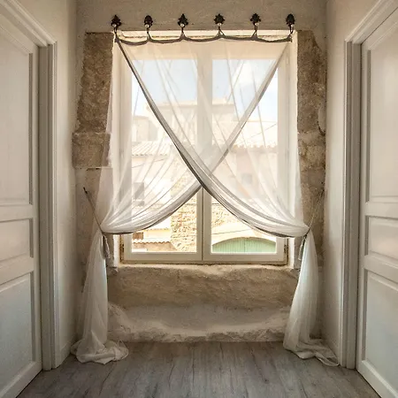 La Calade Bed & Breakfast 3*